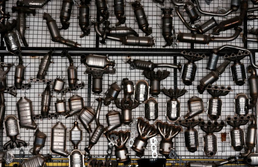 Exhaust System and Muffler Repair in Alicante — Autograph BVS