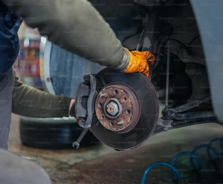 Brake Pad Replacement in Alicante — Autograph BVS